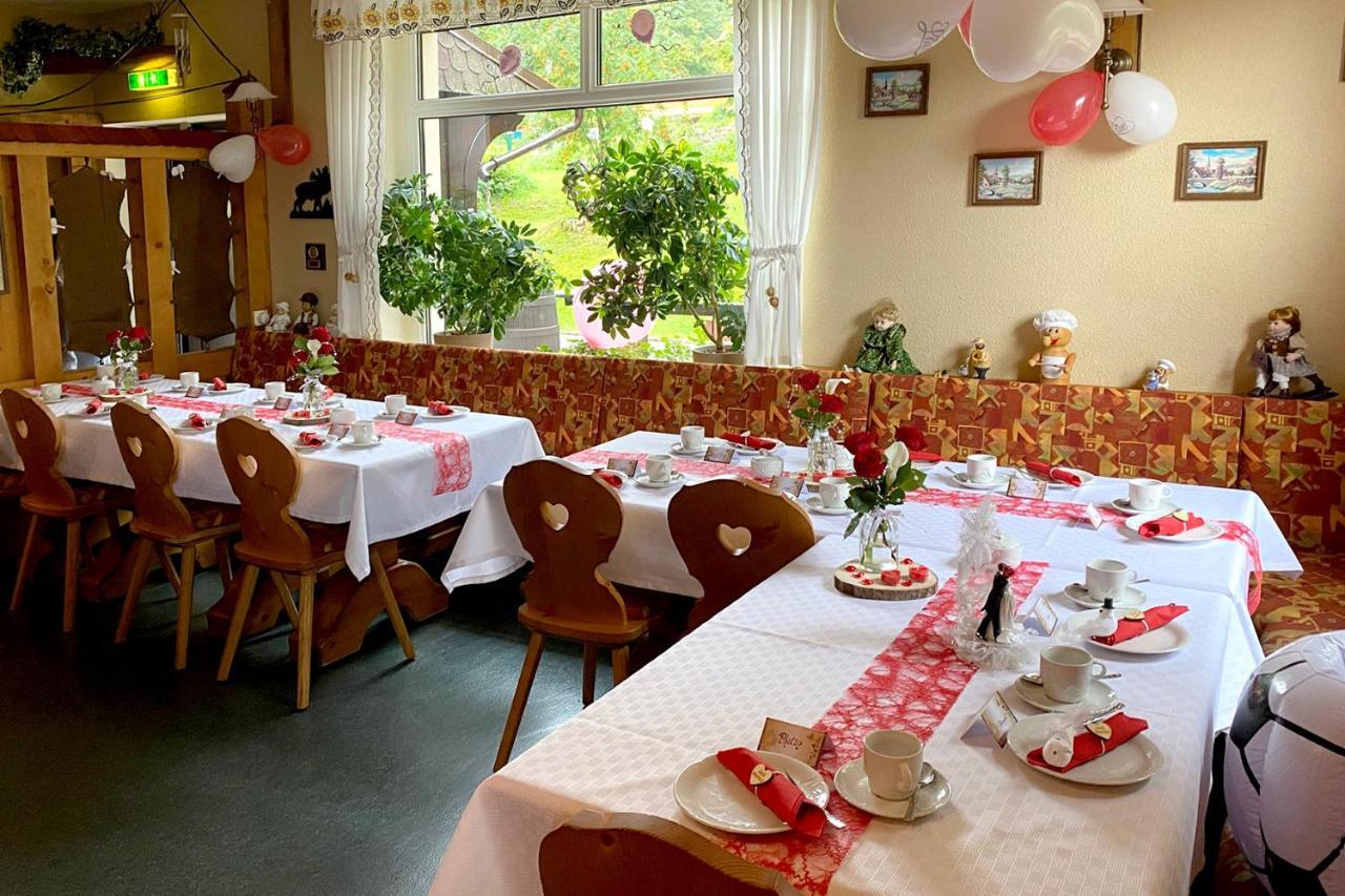 Gaststaette & Pension Waldquell Antonshohe Bagian luar foto