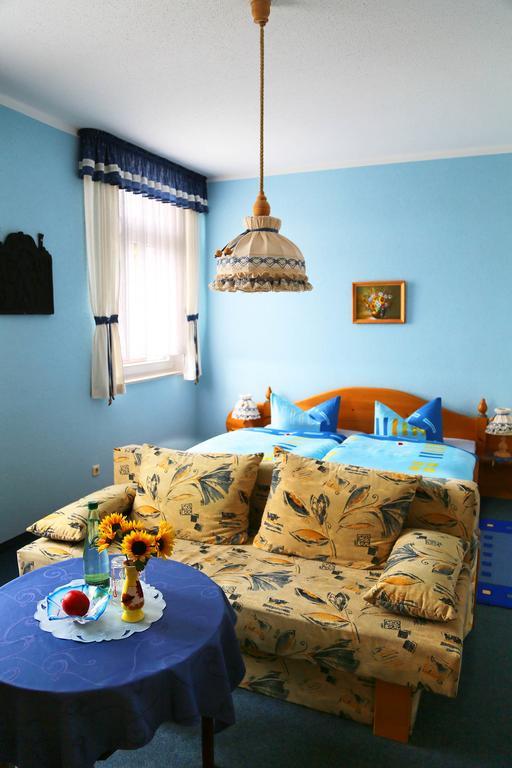 Gaststaette & Pension Waldquell Antonshohe Bagian luar foto